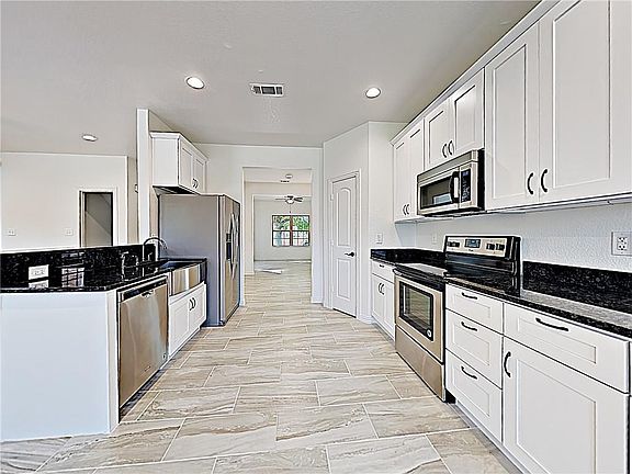 4th image of 2125 Trishia Ln