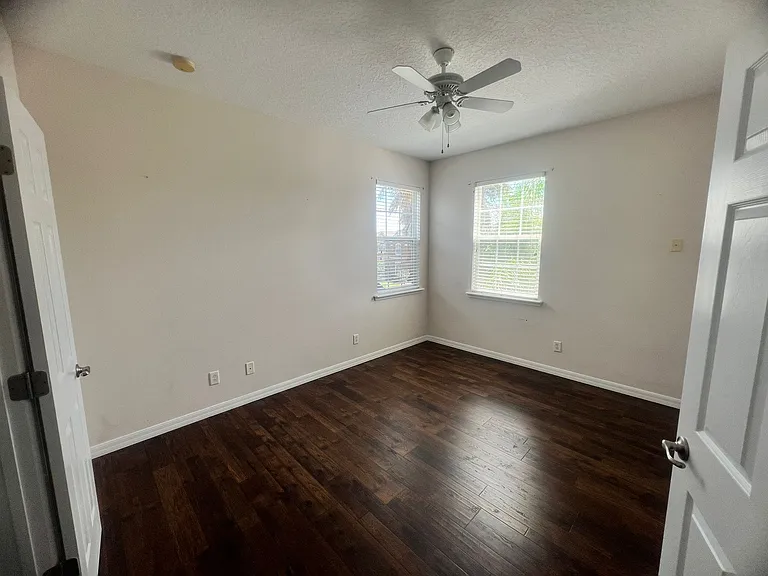 1476 Lexington Ave — Photo 12