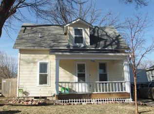 1502 Bell St, Beatrice, NE 68310