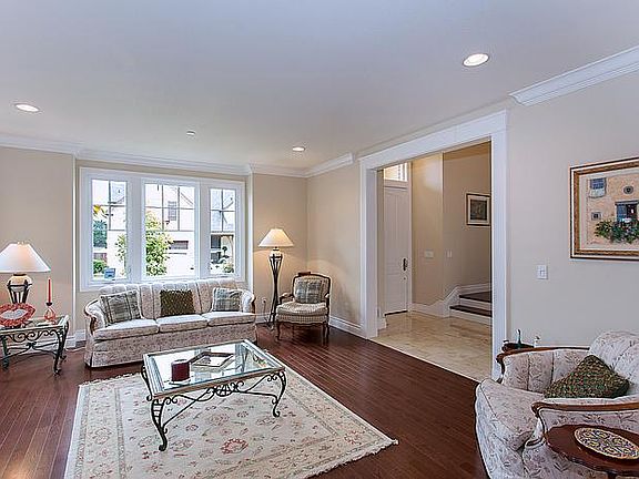 4th image of 104 Carnoustie Dr