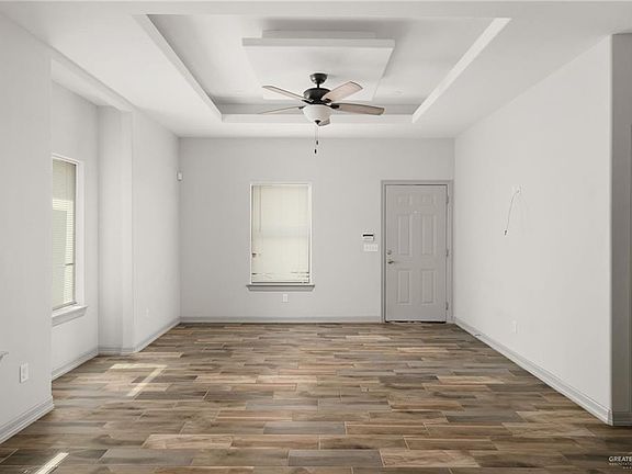 4th image of 5800 Nightingale Ave #1