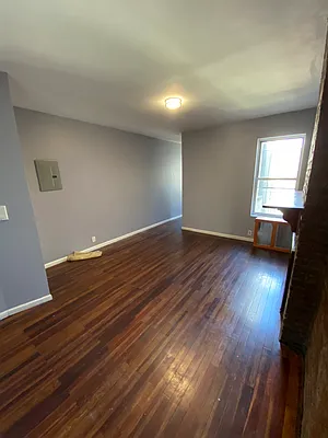 Rented by Nooklyn NYC LLC | media 19