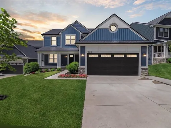 504 Heritage Ridge Dr, Milford, MI 48381