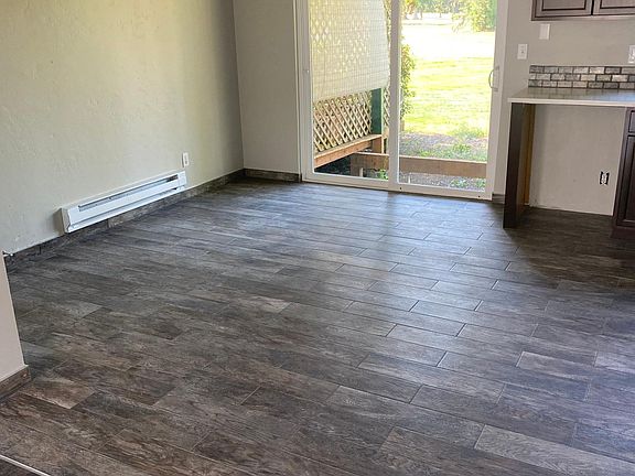 2nd image of 205 Newaukum Golf Dr Unit 16