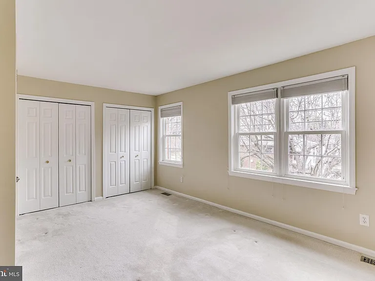839 N Greenbrier St — Photo 17