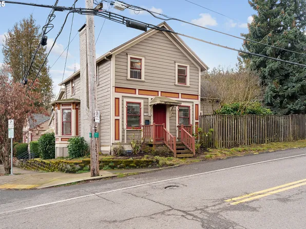 1106 SW Gibbs St, Portland, OR 97239
