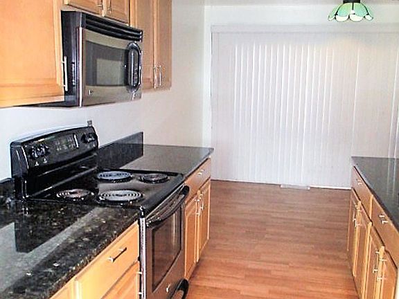 5th image of 7912 Towerbell Ct