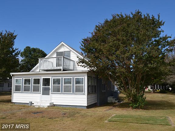 4th image of 11026 Beach Dr