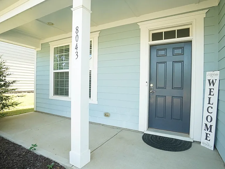 8043 Gilano Dr — Photo 2