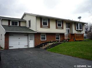 34 Shrubbery Ln, Rochester, NY 14624