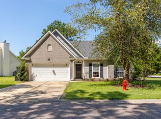 2713 Palmetto Hall Blvd, Mount Pleasant, SC 29466