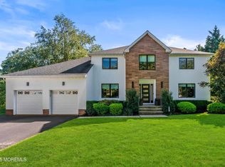 49 Jamestown Rd, Eatontown, NJ 07724