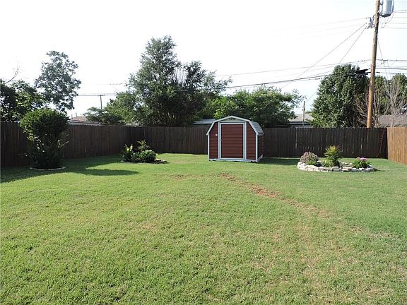 4th image of 1133 SW 53rd St