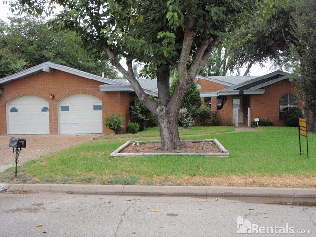 1st image of 3229 Jamestown Dr
