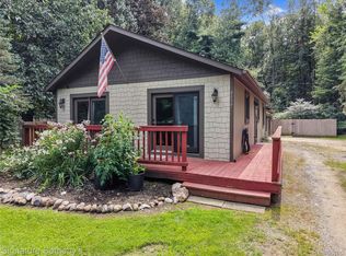 4137 W Allen Rd, Howell, MI 48855