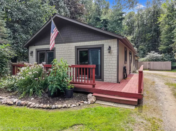 4137 W Allen Rd, Howell, MI 48855