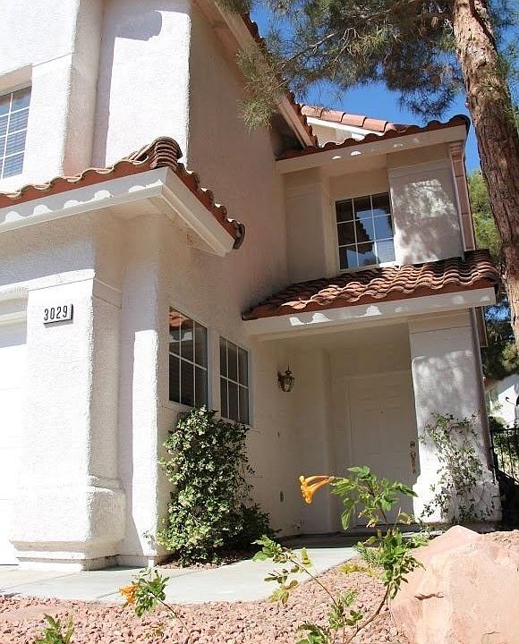 2nd image of 3029 Yankee Clipper Dr #3360655