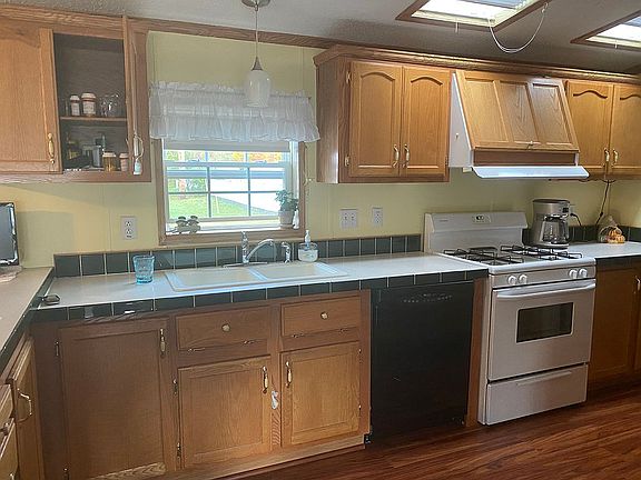 4th image of 7329 Equine Ln SE
