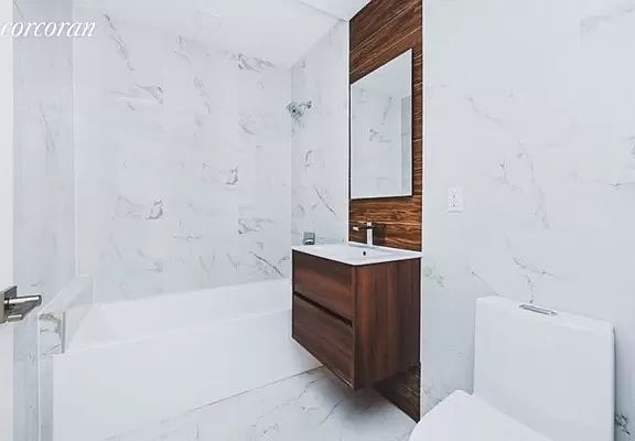 5th image of 627 De Kalb Ave #6C