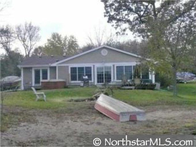 2nd image of 2260 Raymond Ave