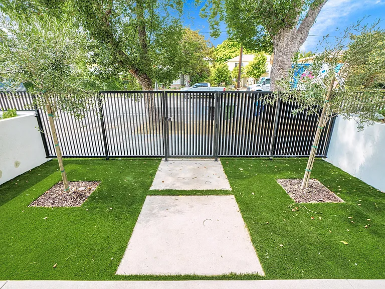 5022 Cahuenga Blvd — Photo 40