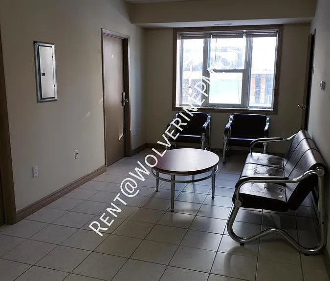 251 Lester St #202 — Photo 12
