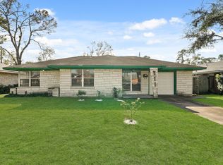 1207 Stonecrest Dr, Houston, TX 77018
