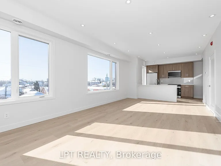 319 Shakespeare St #9 — Photo 11