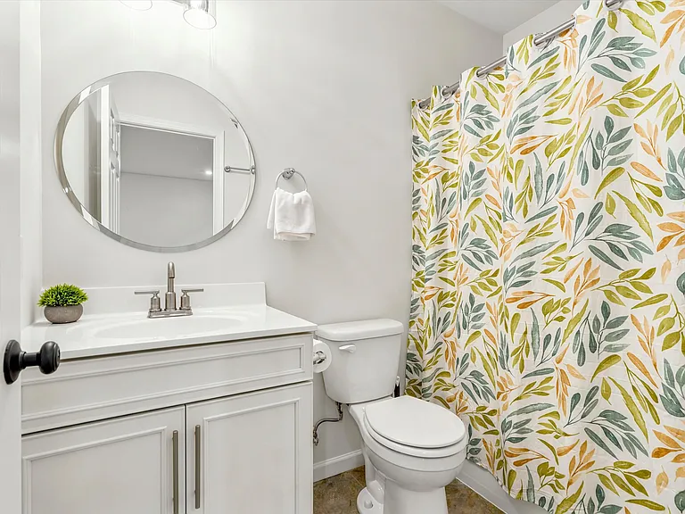 103 Janine Way — Photo 36