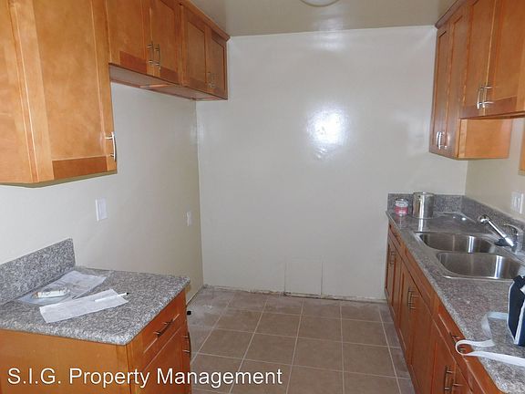 3rd image of 7766 Wyngate St APT 12
