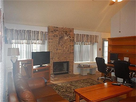 5th image of 2907 Potomac Dr