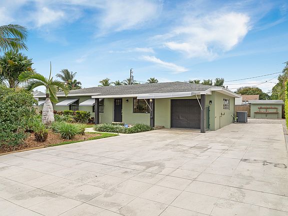 2nd image of 6621 Mango Circle