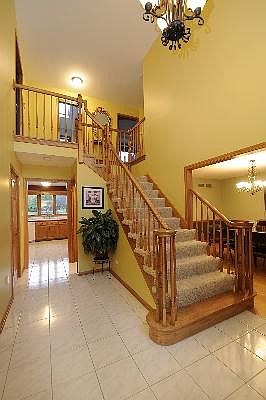 2nd image of 12610 Lake View Dr