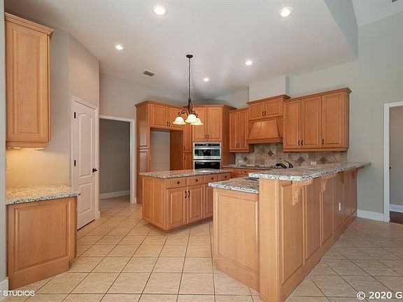 4th image of 14189 NW 28th Ave