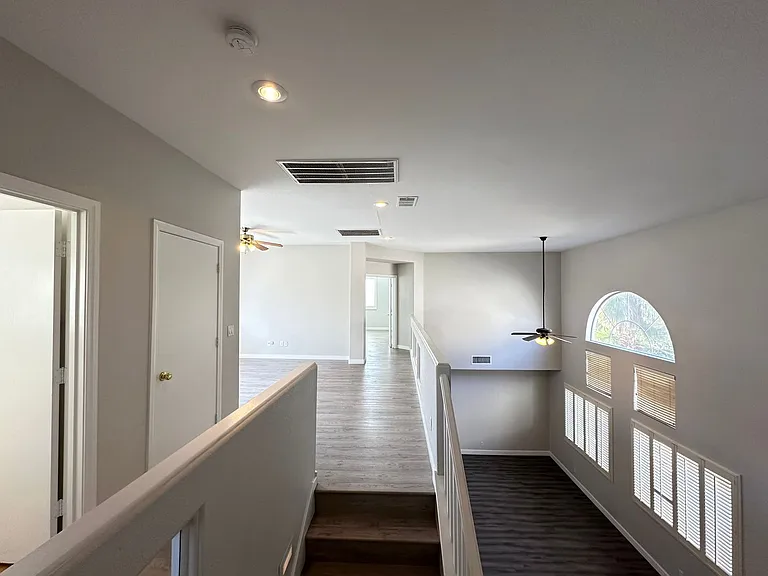 10191 Splendor Ridge Ave — Photo 17