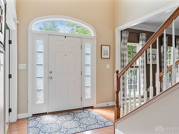 5th image of 9378 Oak Brook Dr