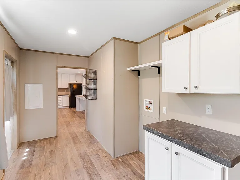 1310 Industrial Blvd — Photo 10