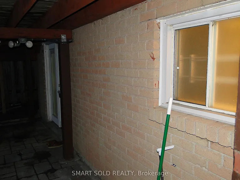 54 Muirlands Dr #BASEMENT — Photo 12