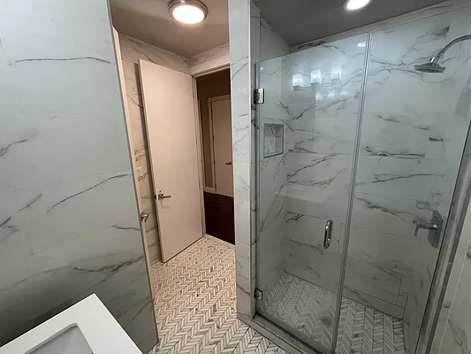 Rented by Compass | media 22