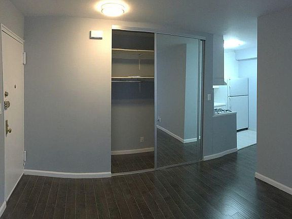 2nd image of 1213 Avenue Z