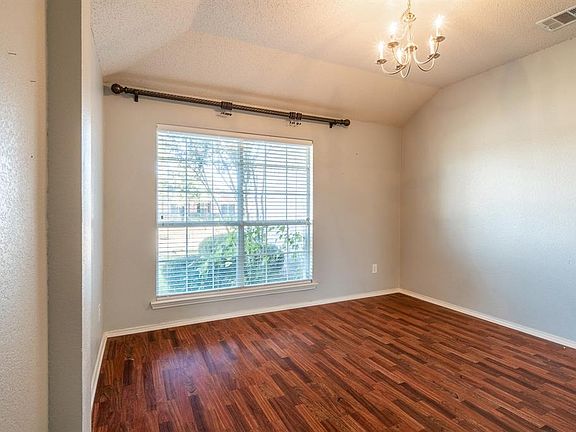 4th image of 506 Wyoming Dr