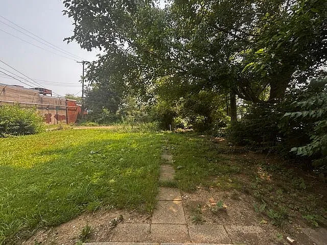 1335 E 25th Ave — Photo 14