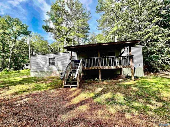 68 Seal Ln, Russellville, AL 35653