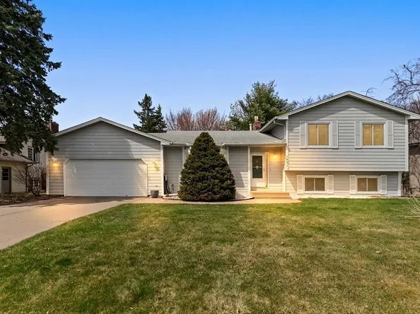 1531 Oakwood Ter, Shoreview, MN 55126