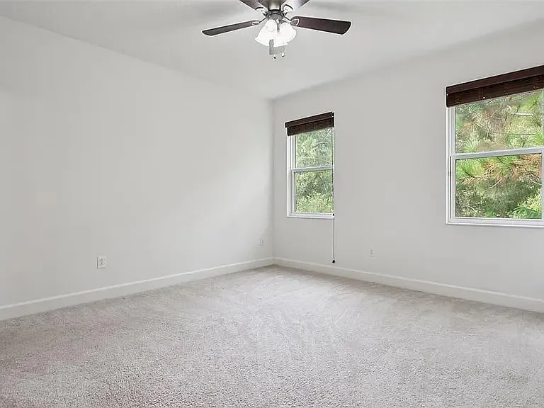 16036 Bella Woods Dr — Photo 15