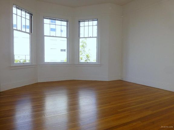 3rd image of 2325 Jackson St #302
