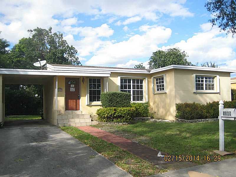 1st image of 1089 NE 158th St
