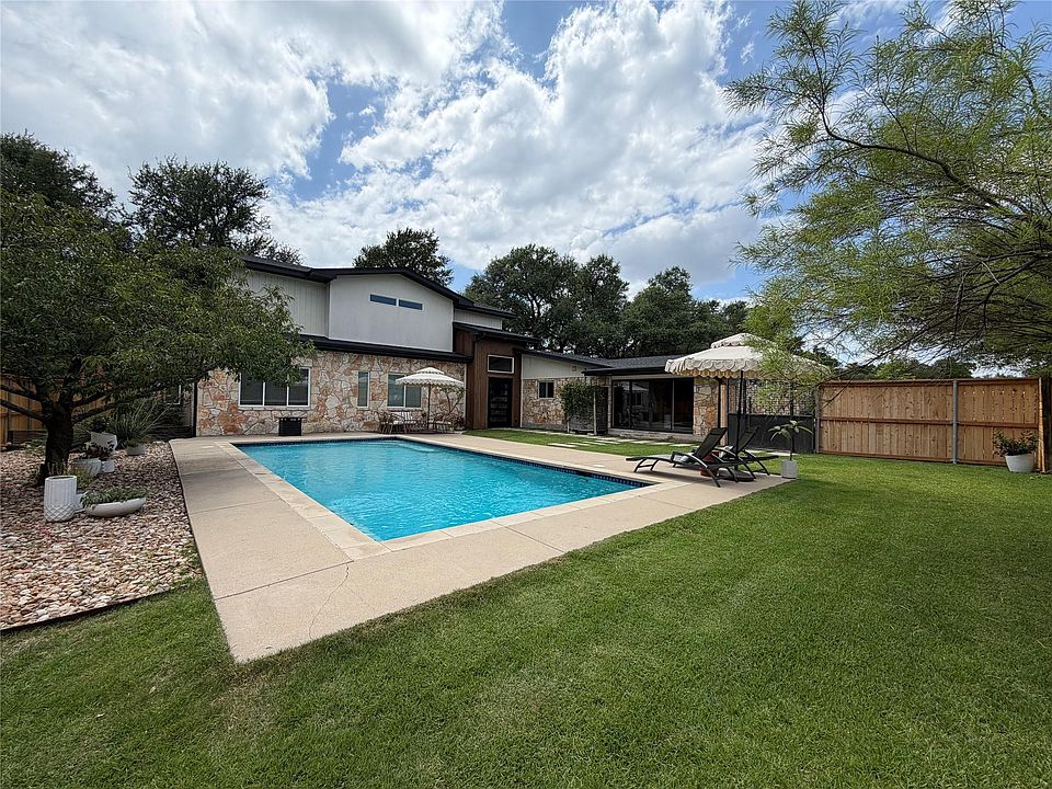 1st image of 1300 Brushy Bend Dr