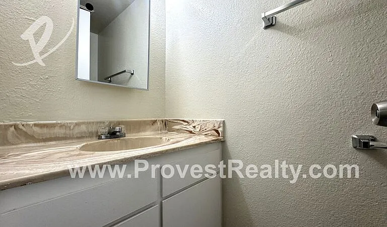 22526 Sioux Rd #12 — Photo 4