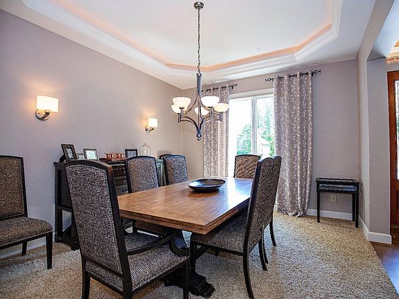 4th image of 6937 Blackthorne Ct